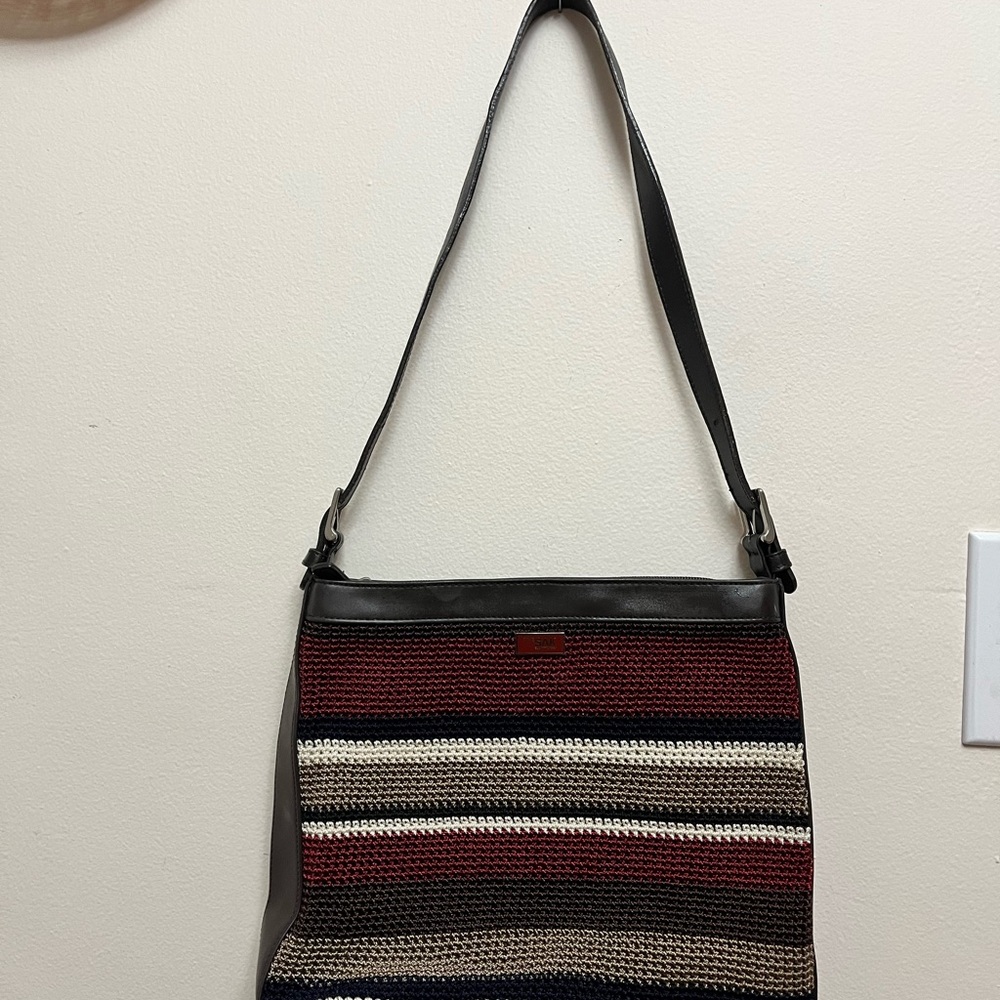 Elegant Multicolor Striped Shoulder Bag